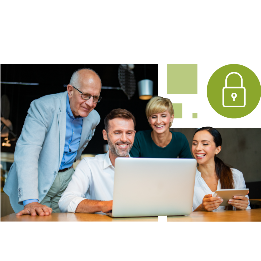 Gruppe bespricht digitale Inhalte am Laptop